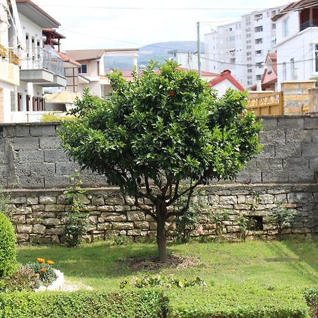 Hotel Vila Maledhi Berat Extérieur photo