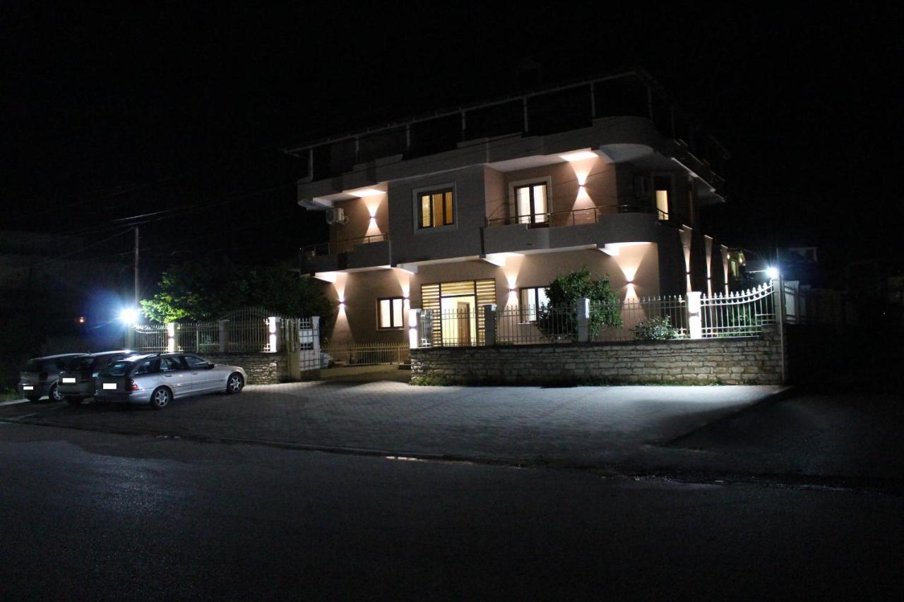 Hotel Vila Maledhi Berat Extérieur photo