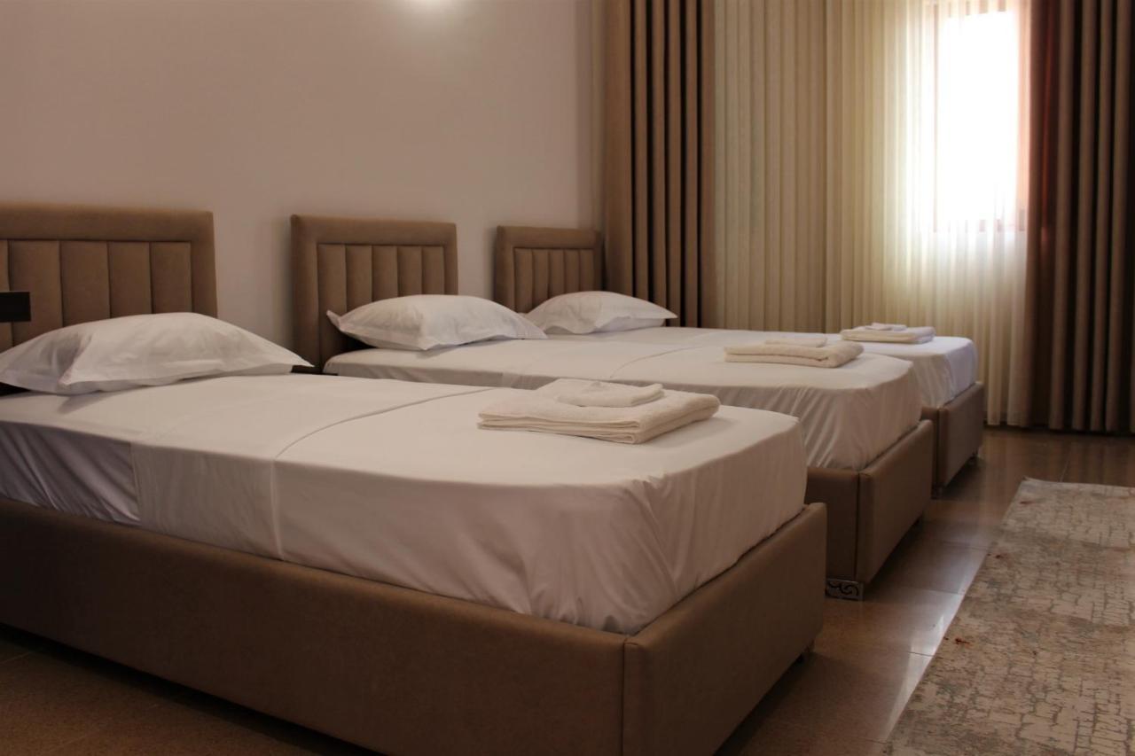 Hotel Vila Maledhi Berat Extérieur photo