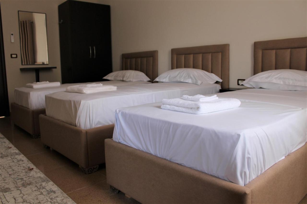 Hotel Vila Maledhi Berat Extérieur photo