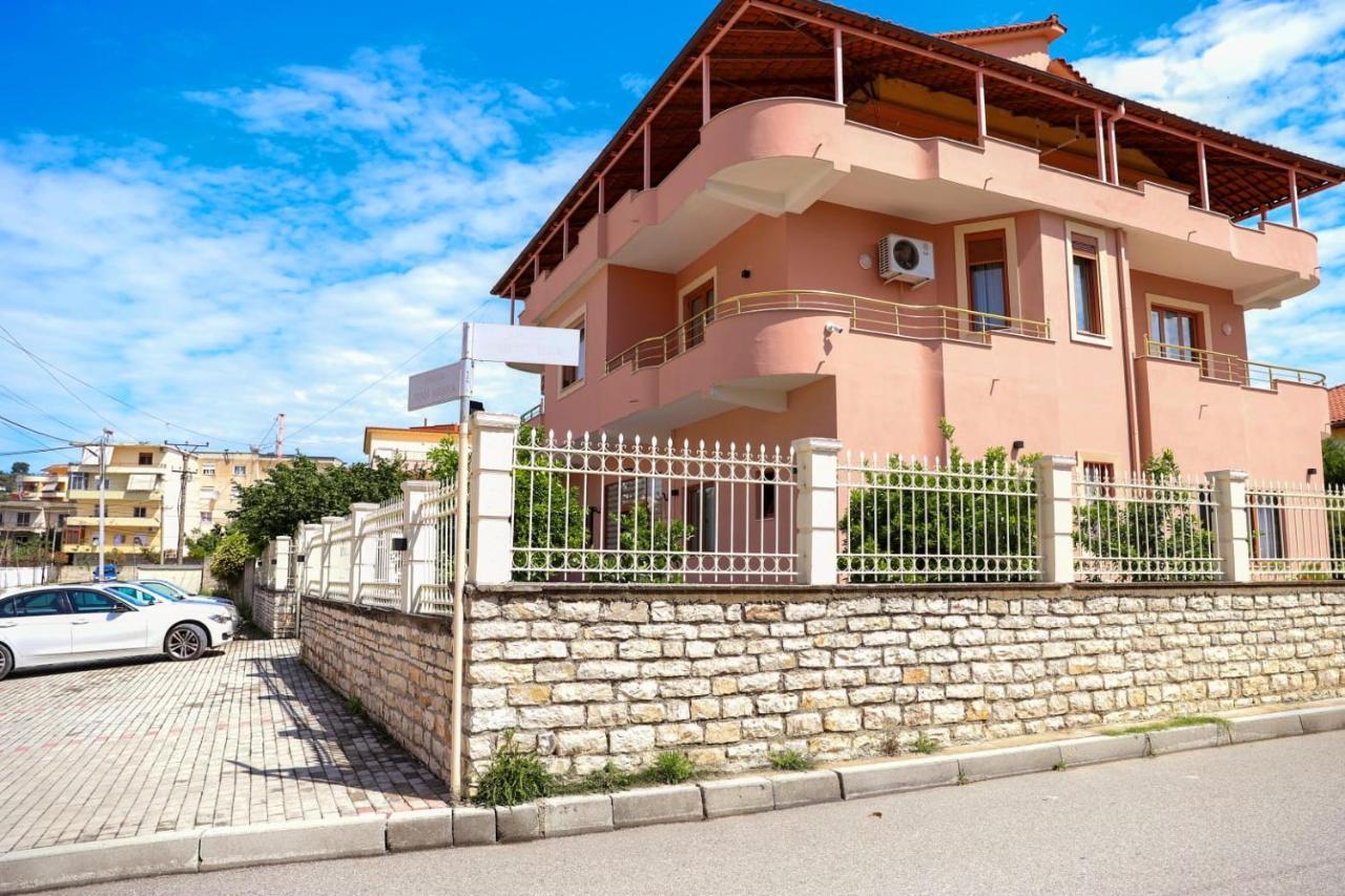 Hotel Vila Maledhi Berat Extérieur photo