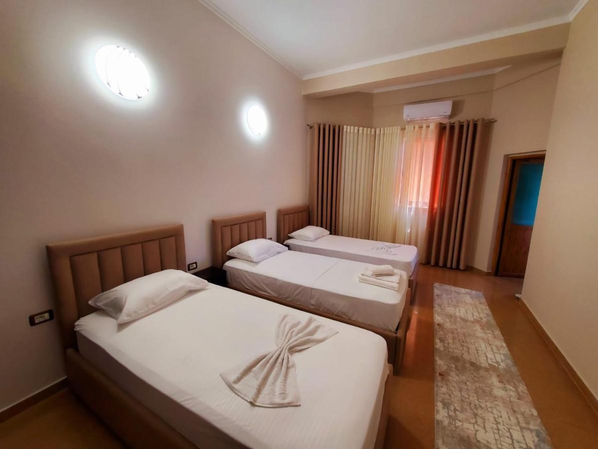 Hotel Vila Maledhi Berat Extérieur photo