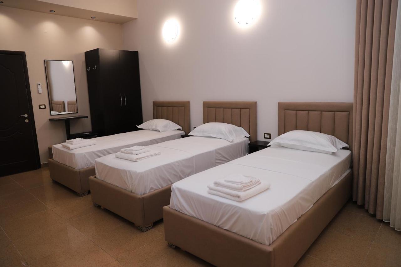Hotel Vila Maledhi Berat Extérieur photo